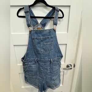 American Eagle Outfitters Light Blue Denim Overalls